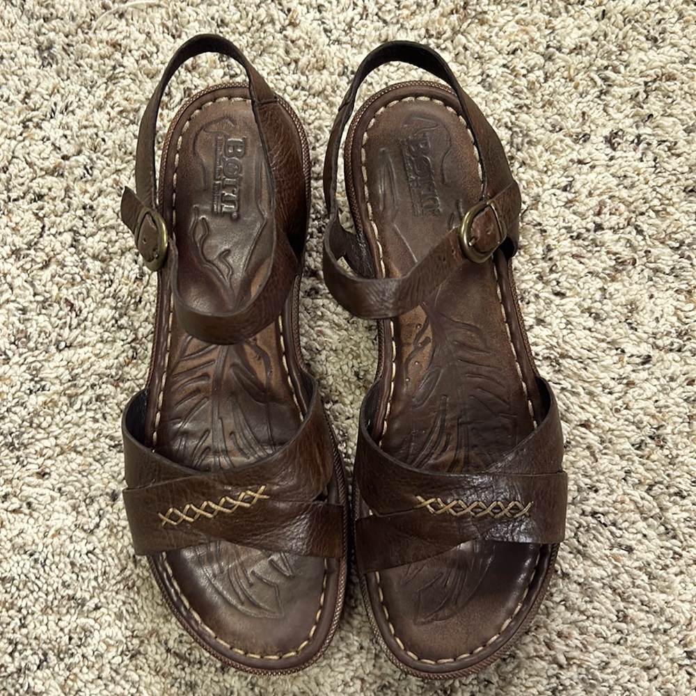 Born Sandal